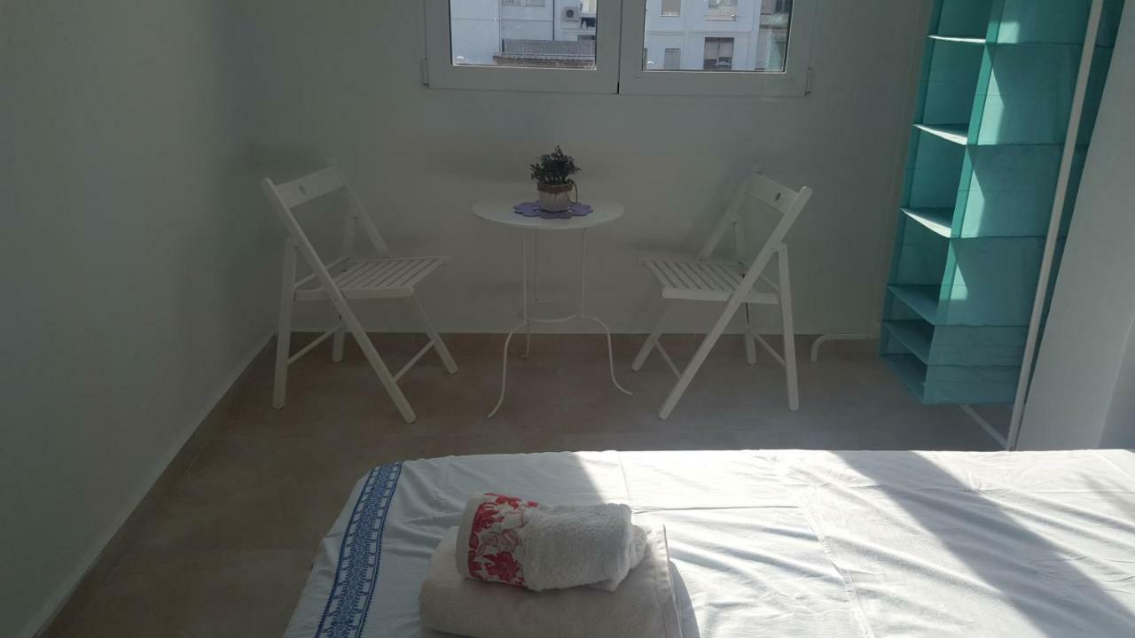 OYO Guest House Ruzafa Valence Extérieur photo