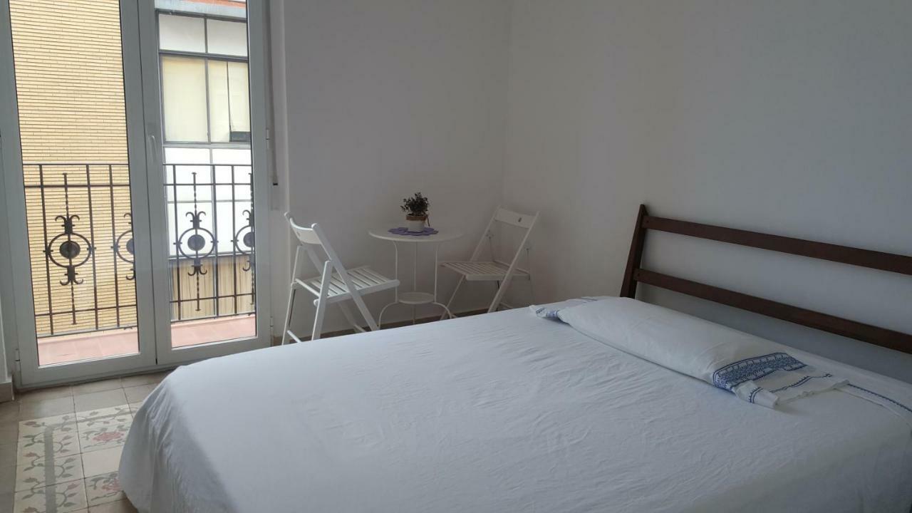 OYO Guest House Ruzafa Valence Extérieur photo